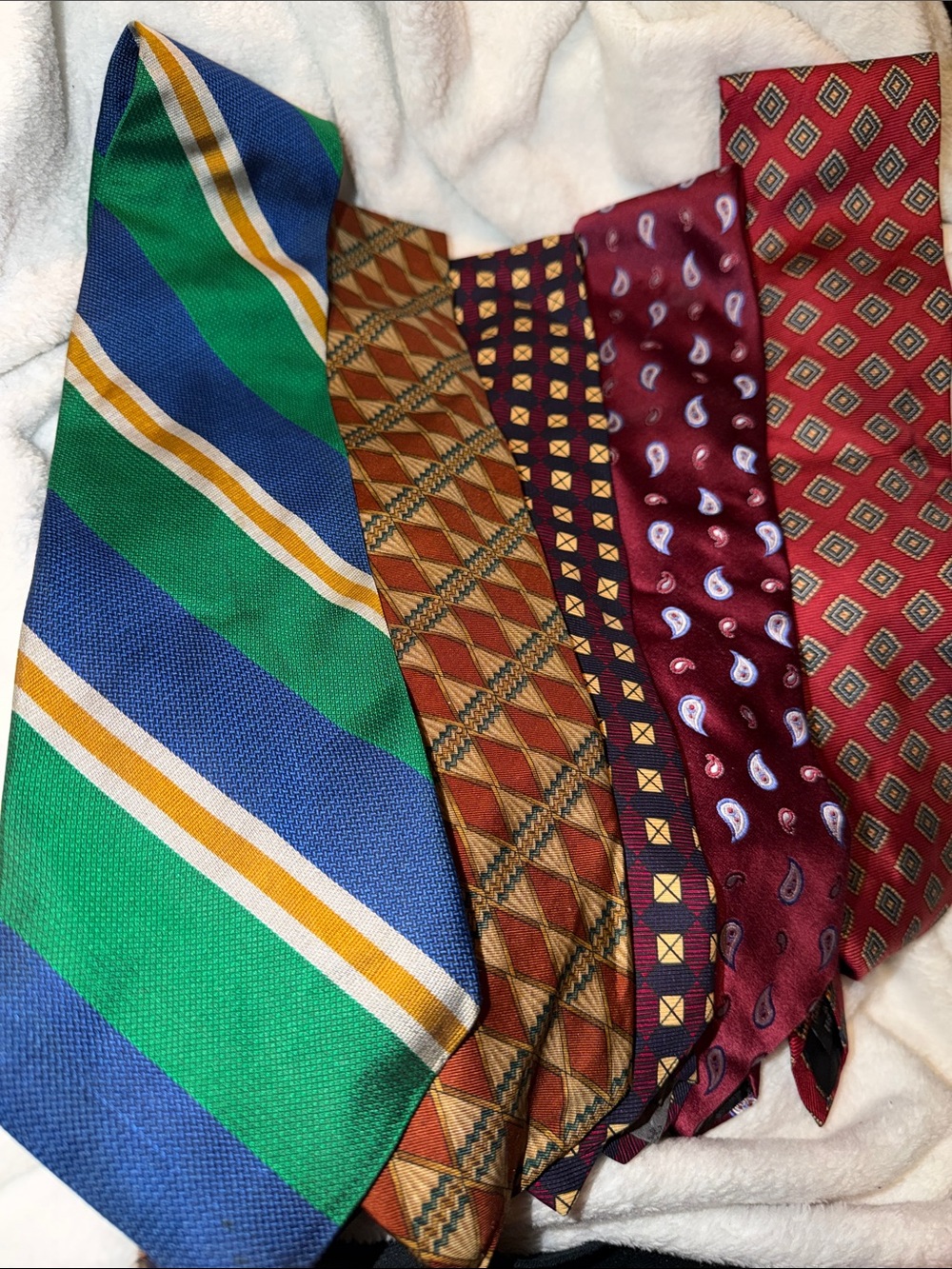 Bundle of 5 men’s silk neckties